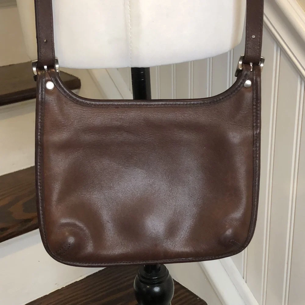 Vintage COACH Mahogany Leather Swingaway Crossbody Bag Silver Hardware 9142